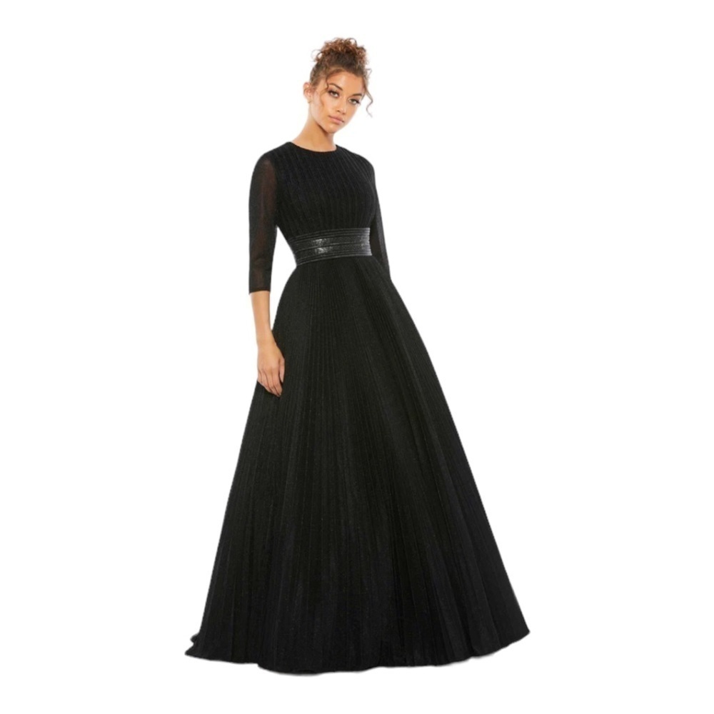 Mac Duggal Shimmering Pleated A-Line Gown in Black NWT